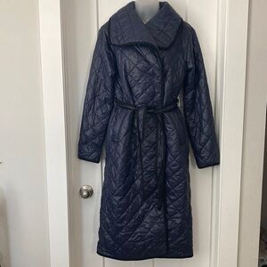 Ann Taylor Navy Quilted Coat 🧥,size-XS, machine washable, lined, belted,packets
